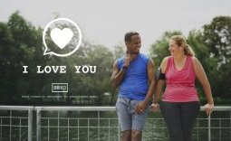 Les rencontres en ligne mèneront-elles à une société plus métissée ?
